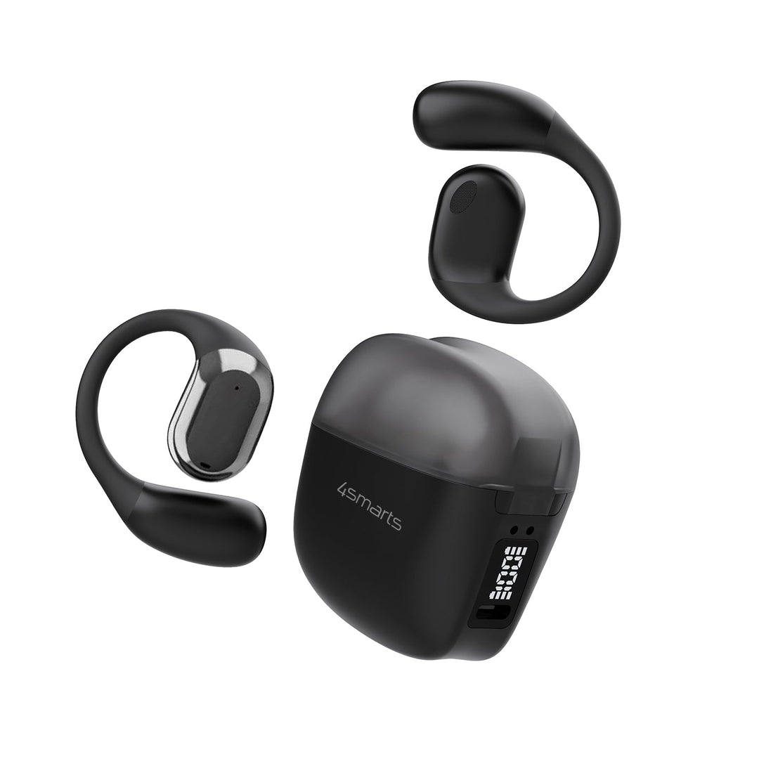 4smarts OWS Bluetooth Kopfhörer SkyBuds Sport, schwarz, schweben vor einem weißen Hintergrund. Die Kopfhörer sind ergonomisch gestaltet und bieten sowohl Komfort als auch eine stabile Verbindung.