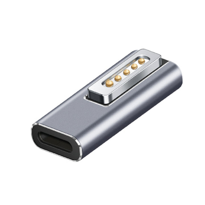 Mit dem 4smarts Adapter USB-C auf MagSafe 2 ist es nicht mehr nötig, verschiedene Ladegeräte mit sich zu tragen, wenn das MacBook aufgeladen werden soll.